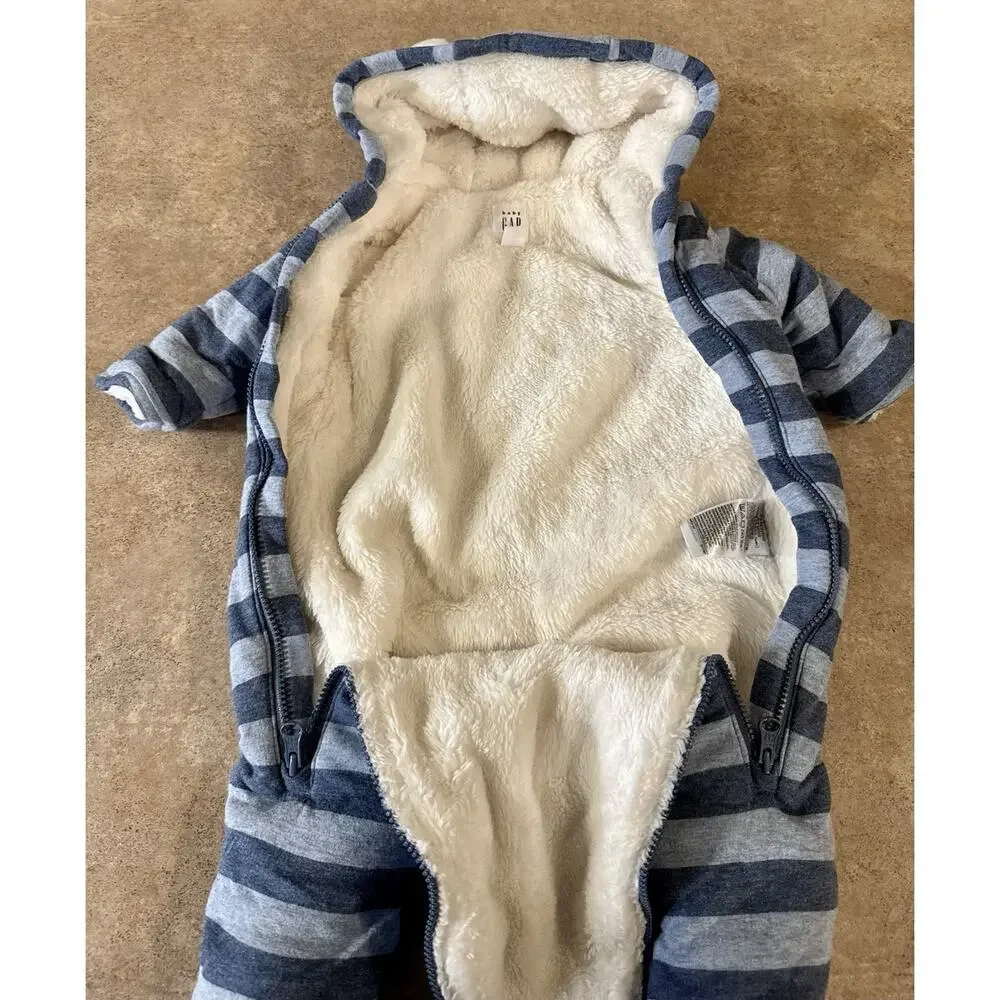 Baby Gap Winter Sherpa Lined Striped Snowsuit in Blue, Size 0-3Months